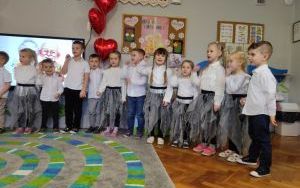 Dzień Babci i Dziadka w grupie Puchatki (8)
