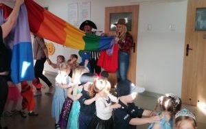 Kolorowy bal karnawałowy  (3)