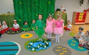 Teatrzyk w grupie "Biedronki" (6)