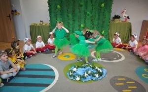Teatrzyk w grupie "Biedronki" (1)