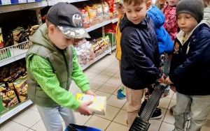 Żabki na zakupach (10)