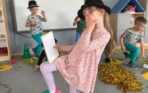 Cyrkowe zabawy Nutek (3)