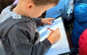 Oleśnickie Bystrzaki ze szkicownikiem i ołówkiem (9)