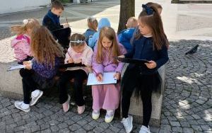 Oleśnickie Bystrzaki ze szkicownikiem i ołówkiem (10)
