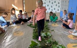 Jesienna ścieżka sensoryczna (9)