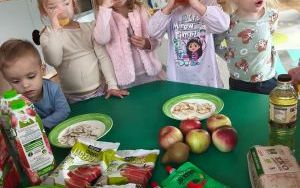 Święto Jabłka w grupie Puchatki (3)