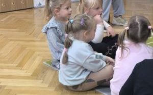 Poczytaj mi babciu, poczytaj mi dziadku (5)