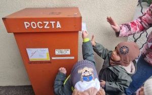 Maluchy wysyłają list do Świętego Mikołaja (7)