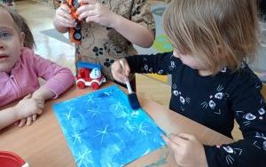 Zimowe przygody Puchatków (10)