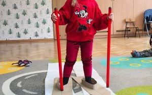Puchatki poznają sporty zimowe (10)