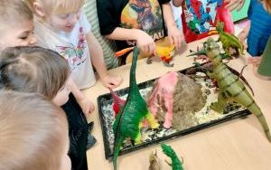 Śladami dinozaurów (4)