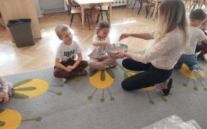 Eksperymentujemy i dobrze się bawimy (15)