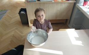 Eksperymentujemy i dobrze się bawimy (17)