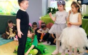 Przedstawienie "Calineczka" (1)