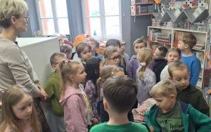 Lekcja biblioteczna Biedronek (11)