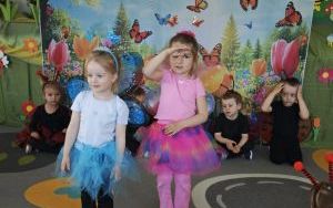 Maluchy zagrały w spektaklu (12)