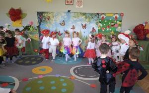 Maluchy zagrały w spektaklu (8)