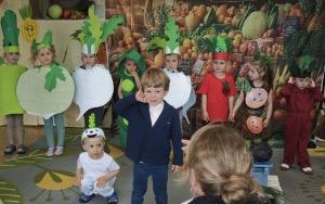 "Teatr to jest widownia i scena" (1)