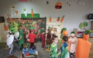"Teatr to jest widownia i scena" (2)