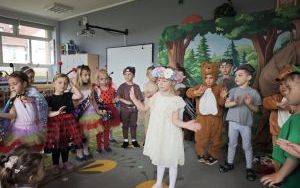 Dni Teatru - Bajka o śpiącym niedźwiadku (1)