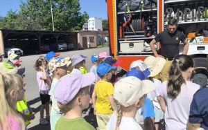 Wizyta przedszkolaków w Straży Pożarnej (1)