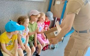 Wizyta przedszkolaków w Straży Pożarnej (3)